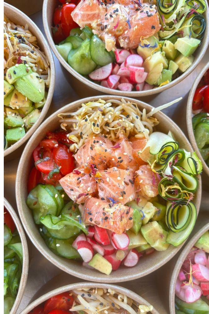 Pokebowl_faitmaison_repas_professionnels_sixfourslesplages1